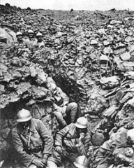 220px-French_87th_Regiment_Cote_34_Verdun_1916.jpg